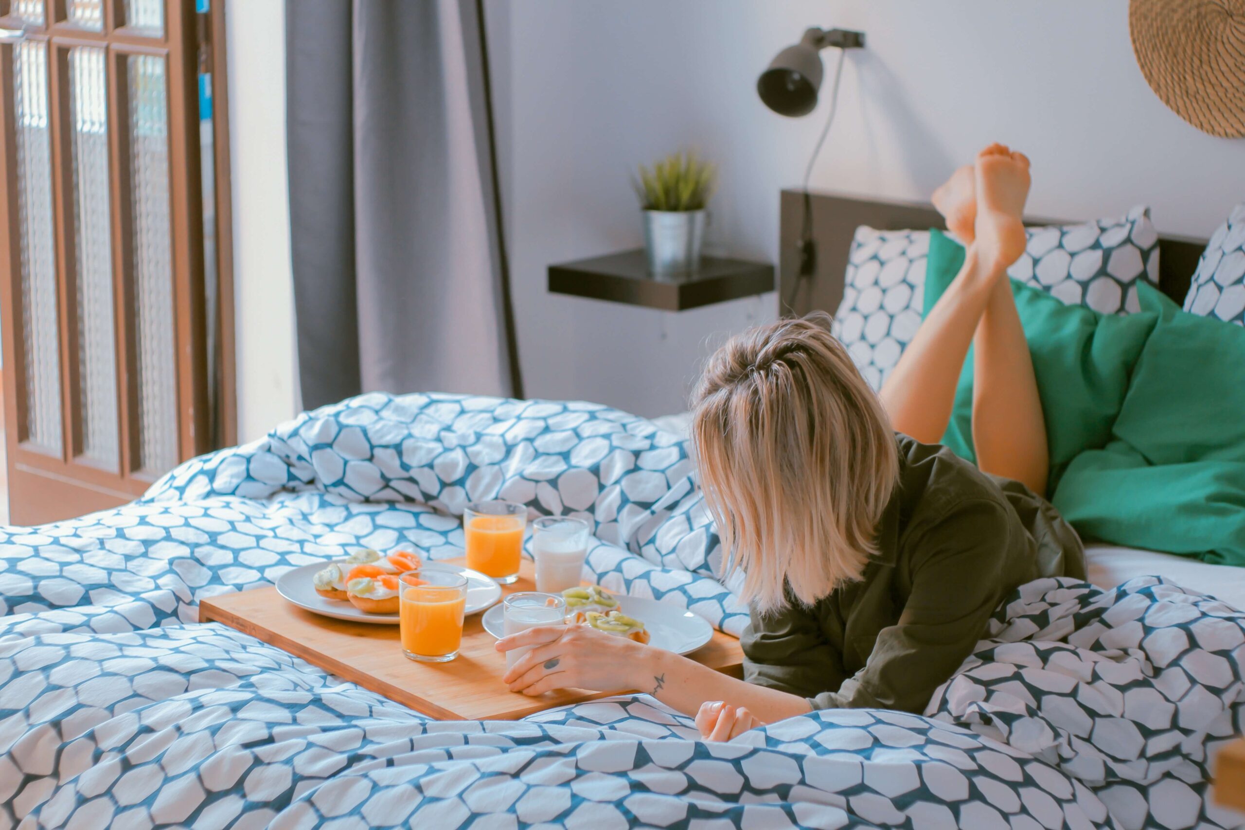Mindful Mornings: Crafting a Sustainable Morning Routine