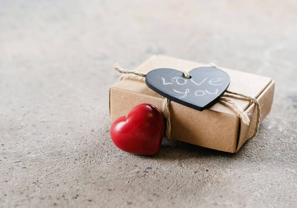 sustainable valentine’s day | eco-friendly date ideas | meaningful couple activities | sustainable love traditions | environment friendly date
